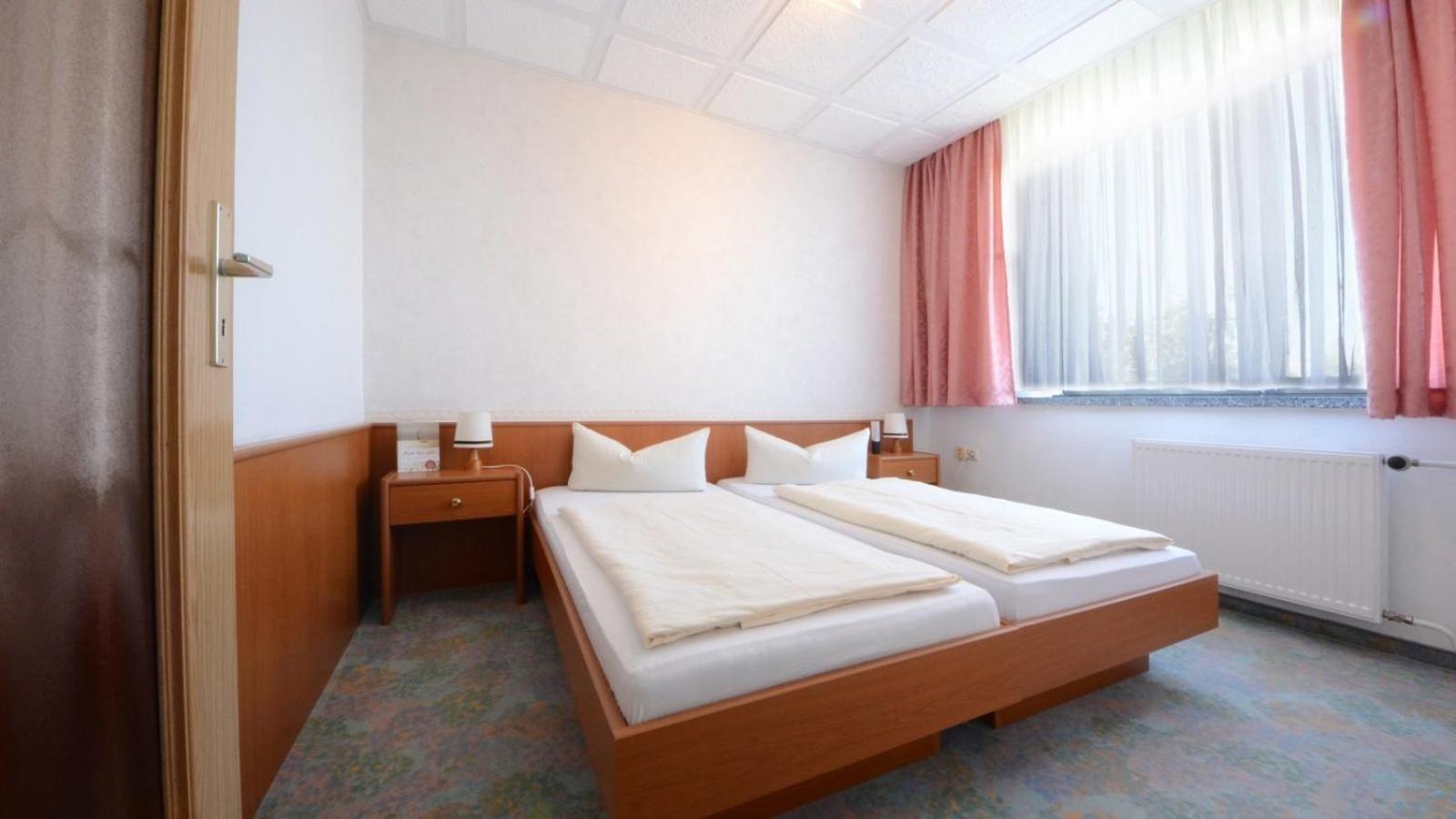 Land-Gut-Hotel Barbarossa Kelbra Exterior photo
